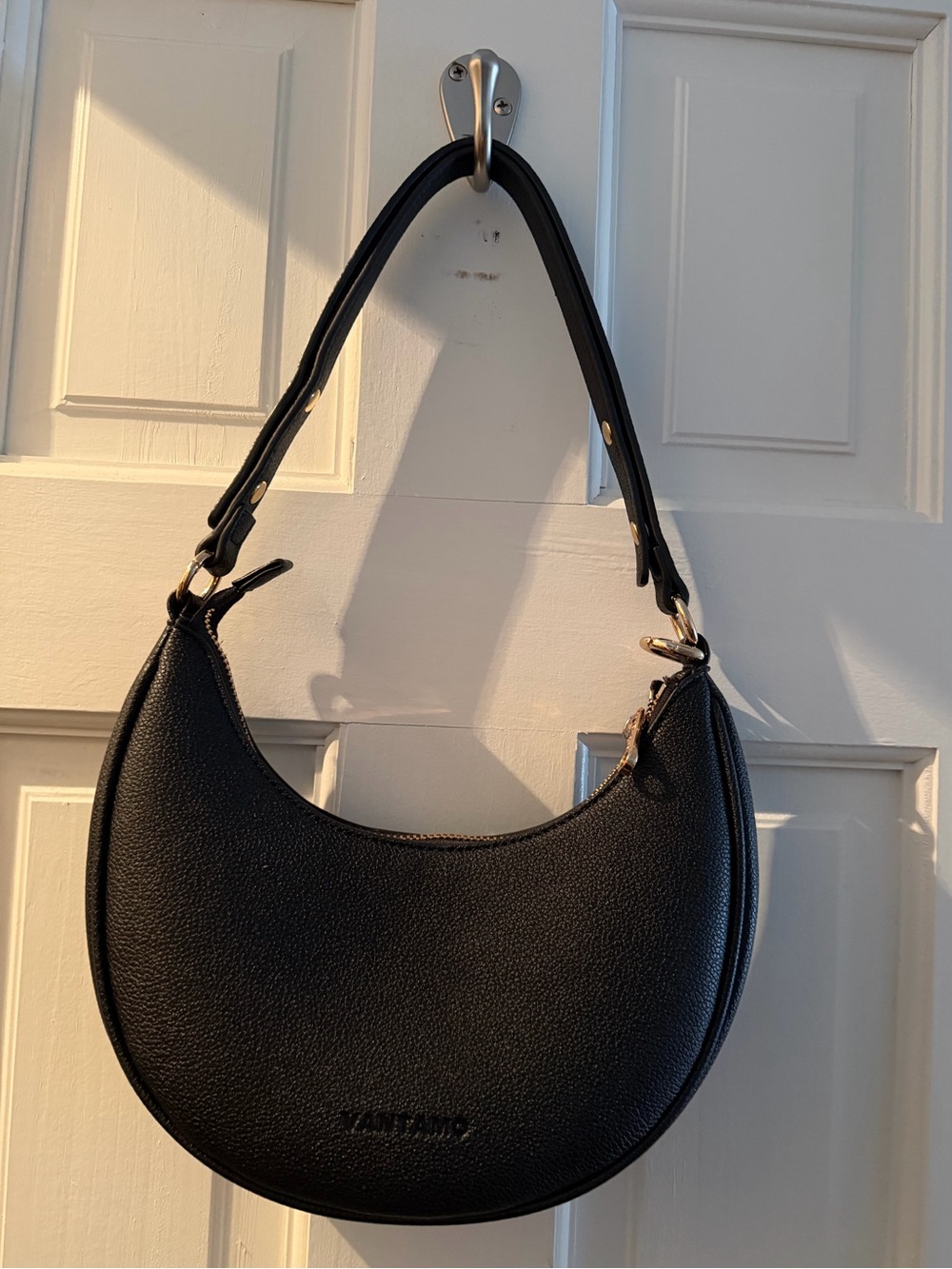 Vantamo Black adjustable Crescent Shoulder Bag - Women Bag